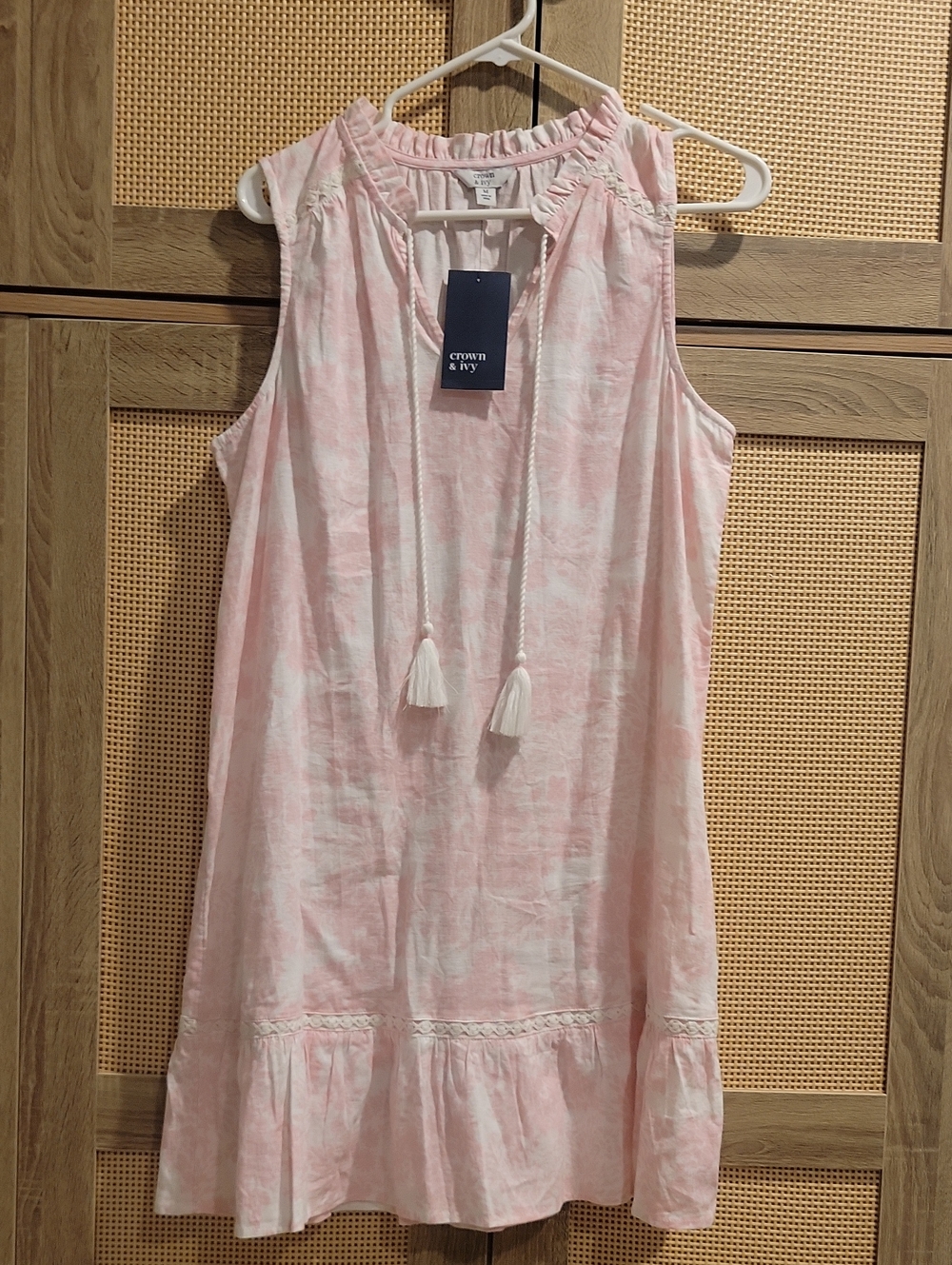 crown & ivy Womens' Light Pink Sleeveless Tassel Tie Dress